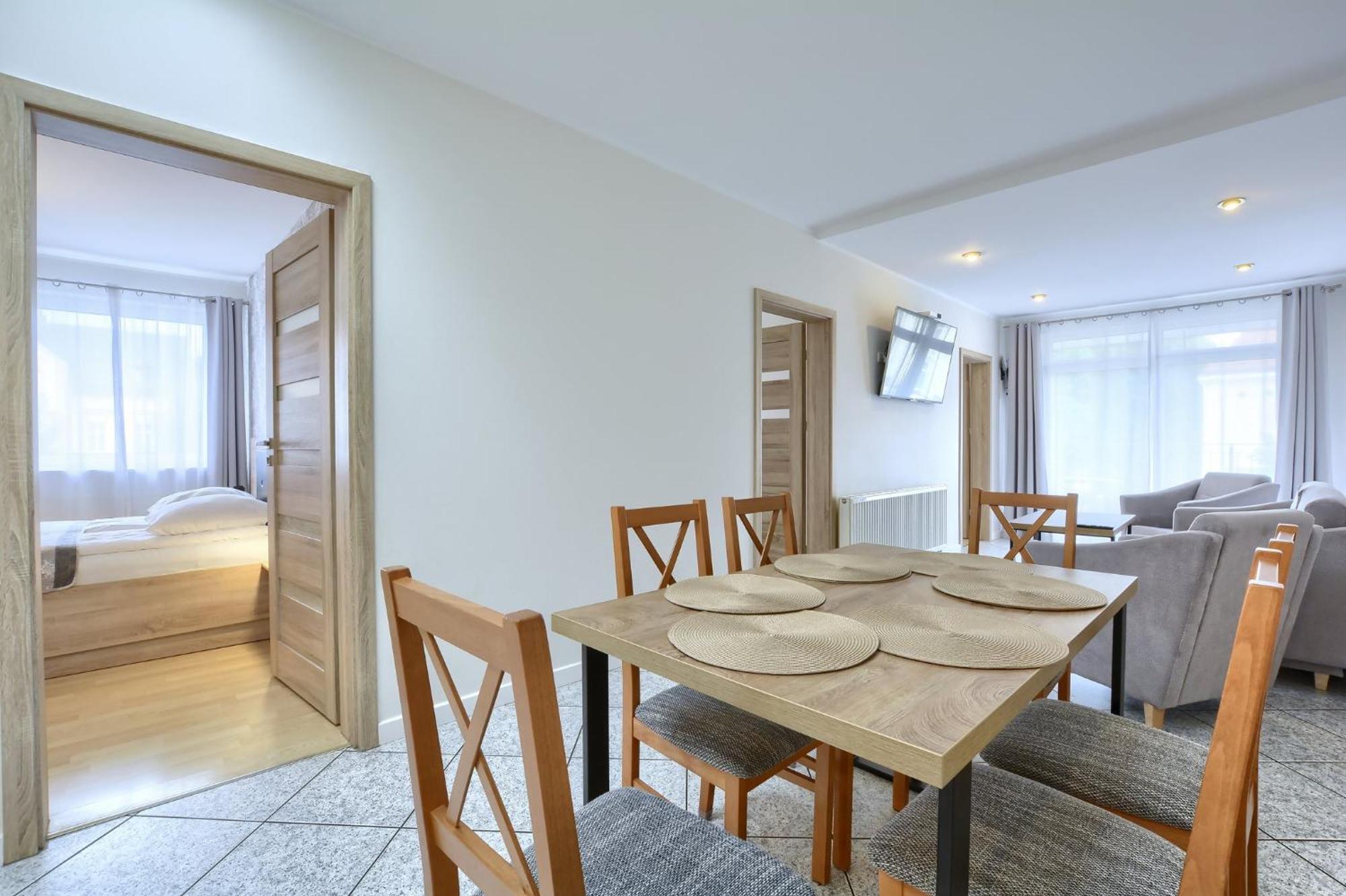 Apartamenty Rodzinne Zdrojowe Кудова-Здруй Екстер'єр фото