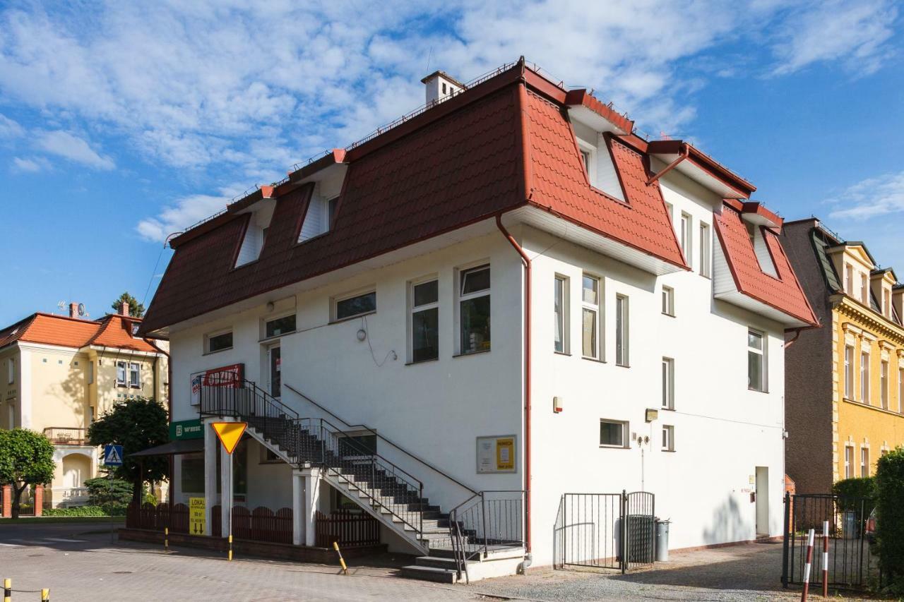 Apartamenty Rodzinne Zdrojowe Кудова-Здруй Екстер'єр фото